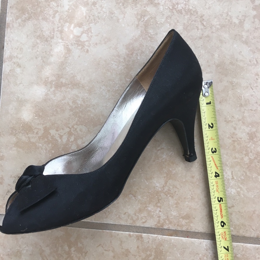 Bruno Magli low heel elegance 🇮🇹 made in Italy